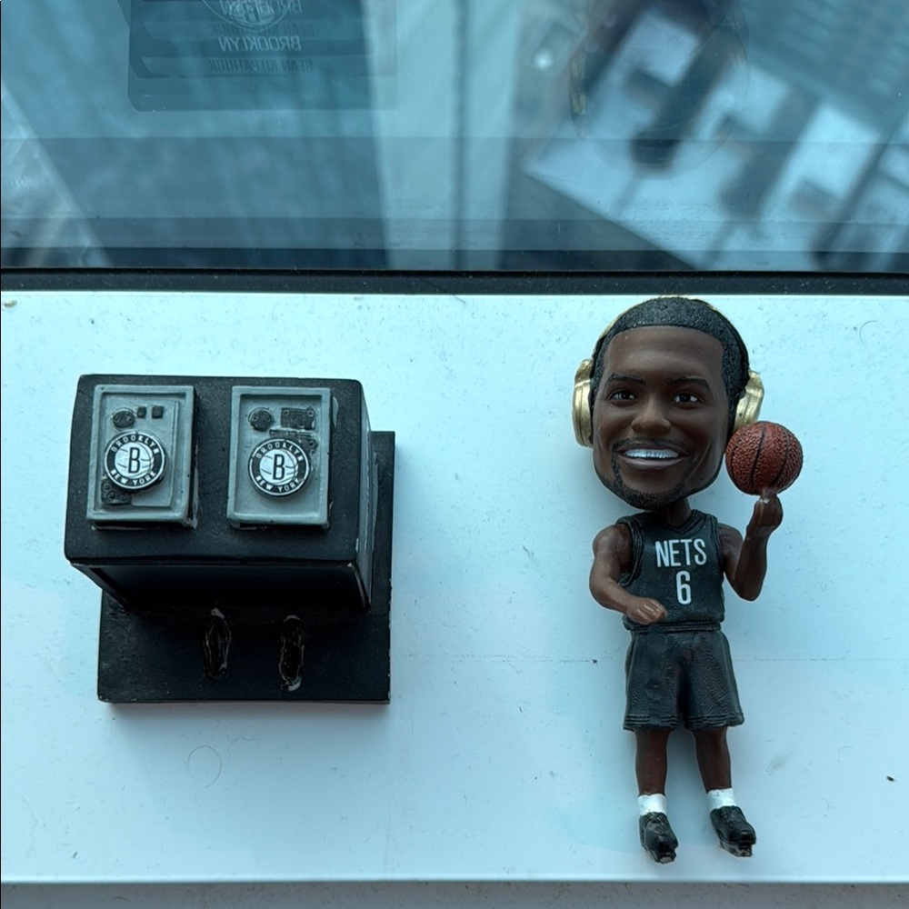 Brooklyn Nets Sean Kilpatrick Bobblehead - Picture 5 of 10